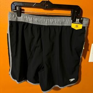 Men’s Speedo Black/Gray Shorts L